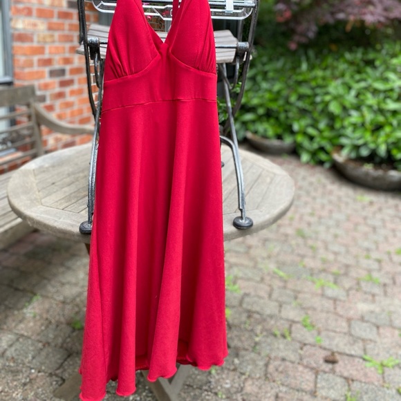 Red Dress with Bra Padding Size Large - Picture 3 of 8